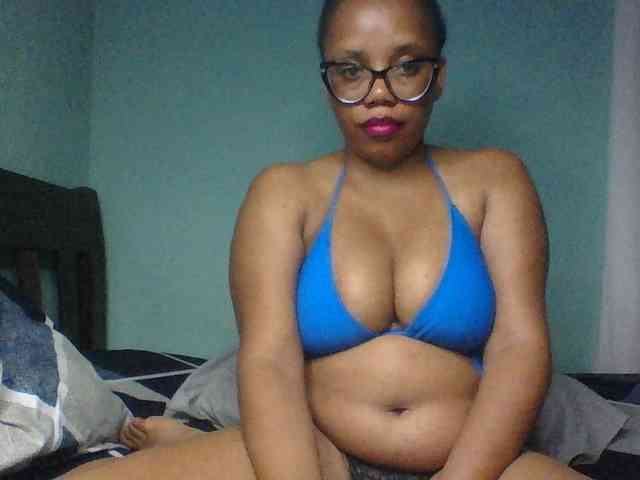 Prettyzari webcam
