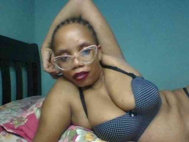 Prettyzari webcam