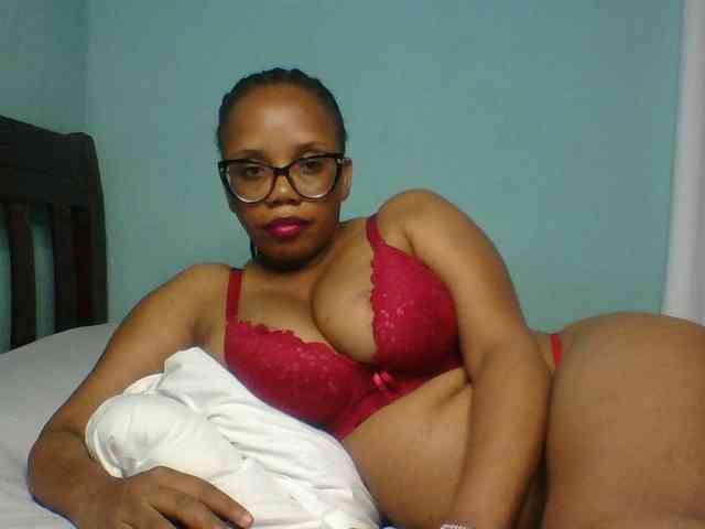 Prettyzari webcam