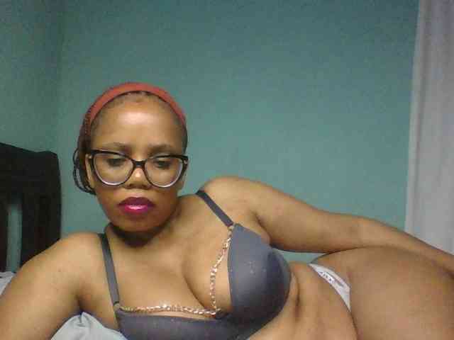 Prettyzari webcam
