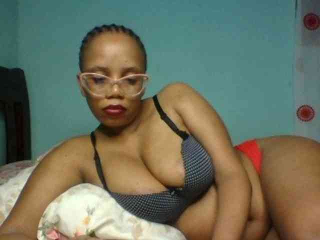 Prettyzari webcam