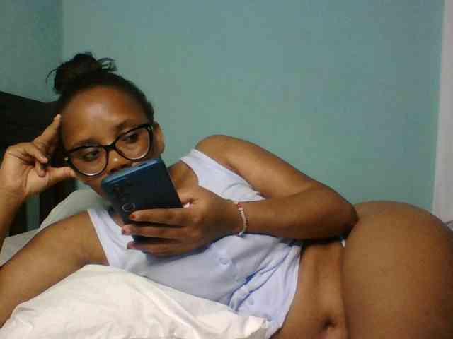Prettyzari webcam