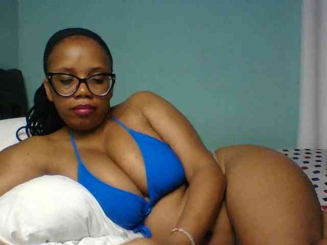 Prettyzari webcam