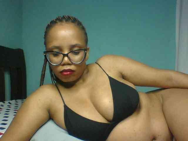 Prettyzari webcam
