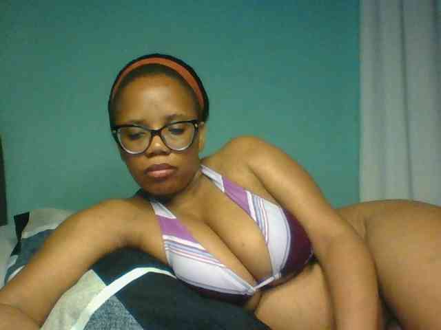 Prettyzari webcam