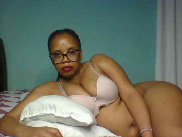Prettyzari webcam