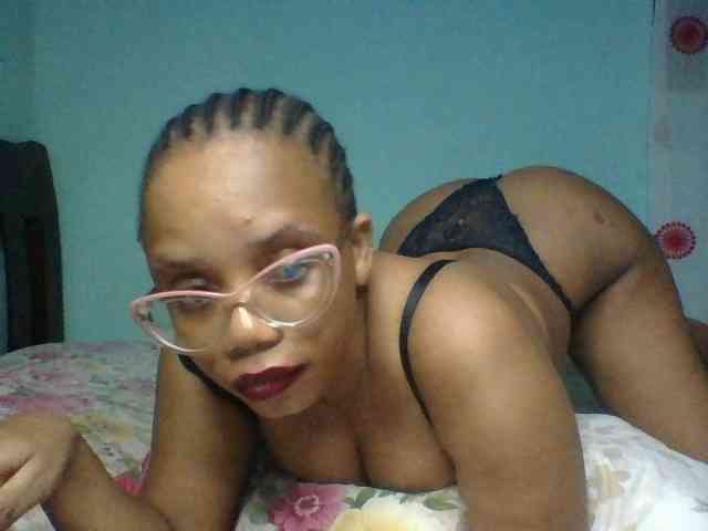Prettyzari webcam