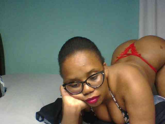 Prettyzari webcam