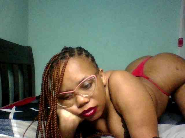 Prettyzari webcam