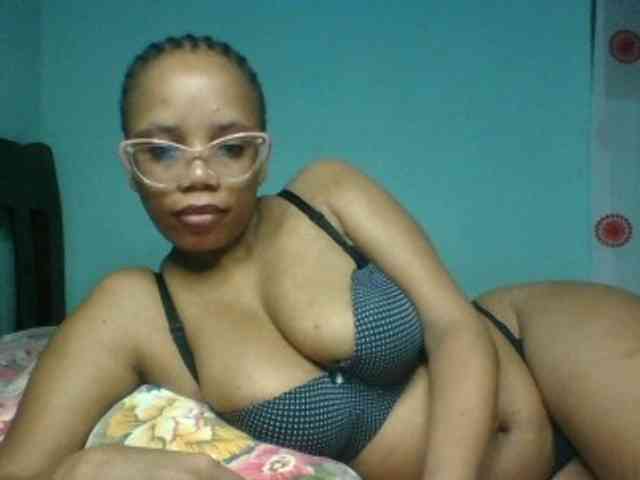 Model: Prettyzari