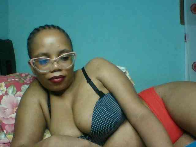 Model: Prettyzari