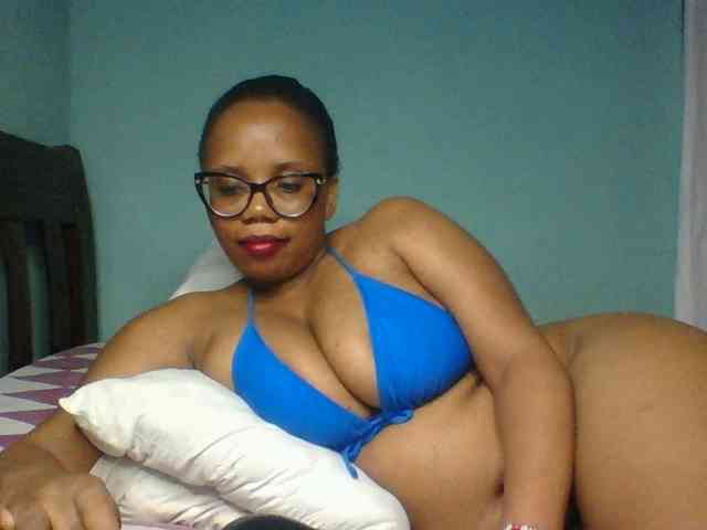 Prettyzari webcam