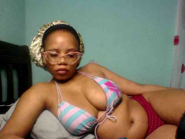Prettyzari webcam