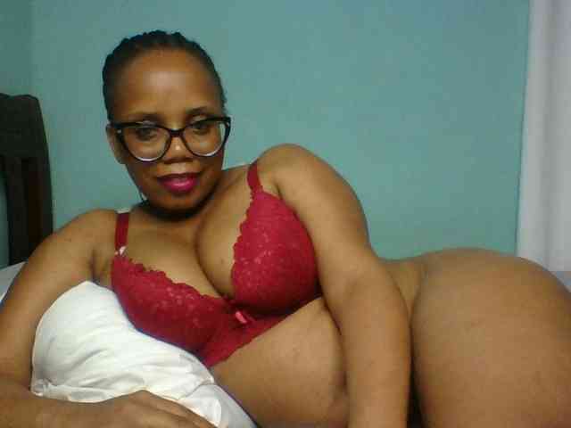 Prettyzari webcam