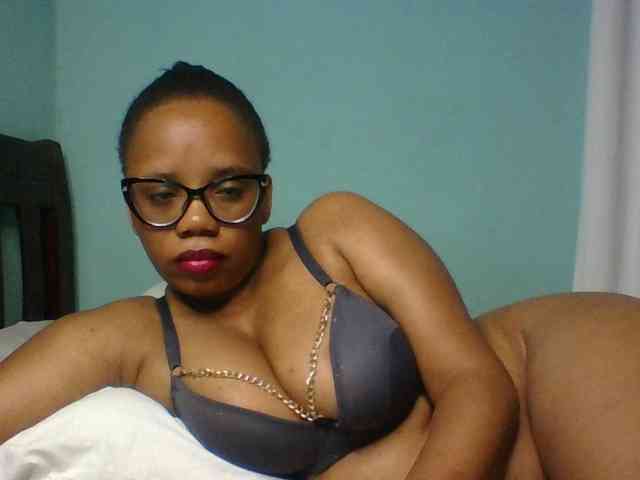Prettyzari webcam