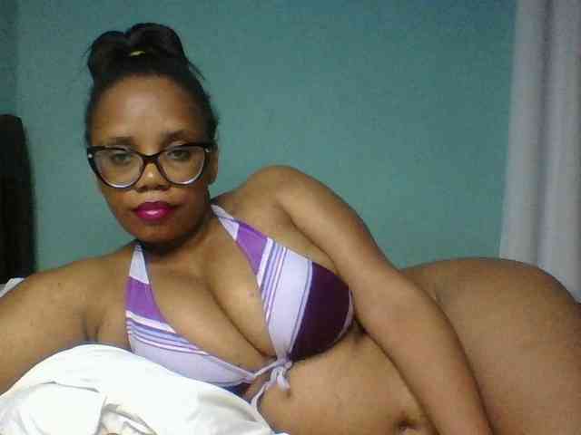 Prettyzari webcam