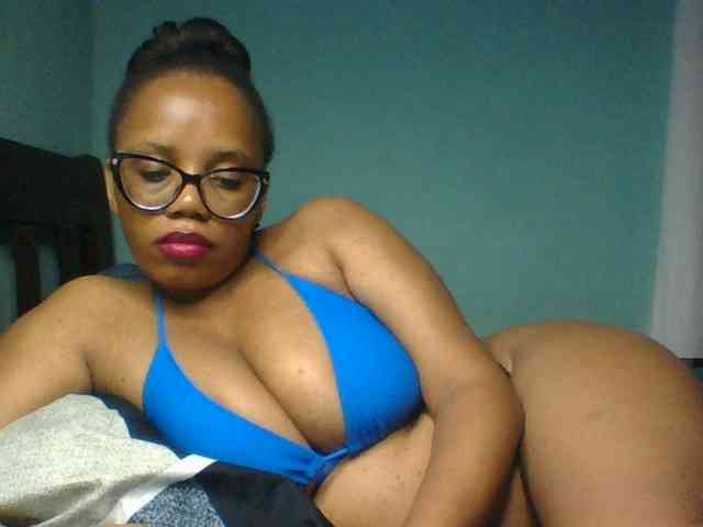 Prettyzari webcam