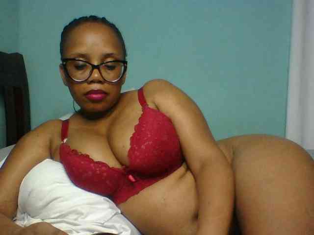 Prettyzari webcam