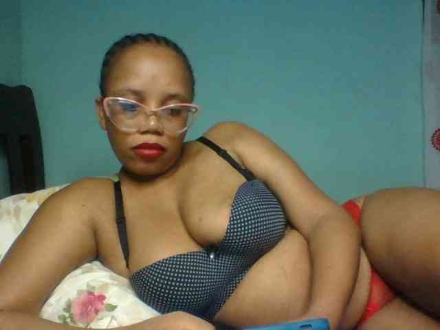 Prettyzari webcam