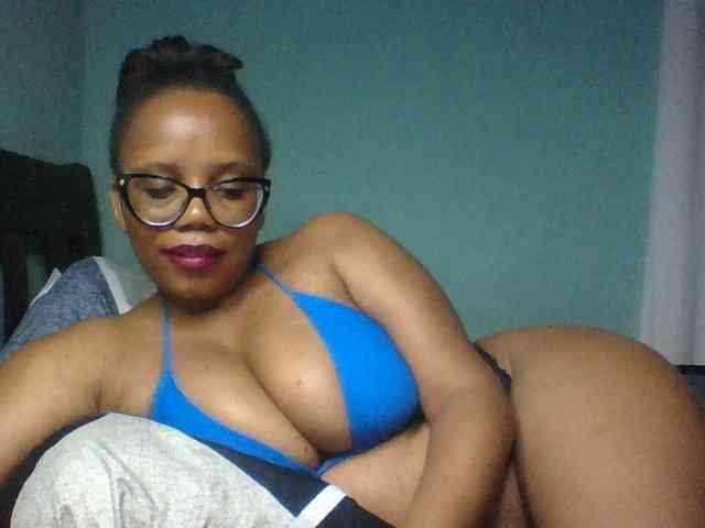 Prettyzari webcam