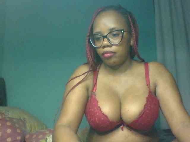 Prettyzari webcam
