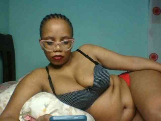 Prettyzari webcam