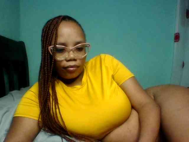 Prettyzari webcam