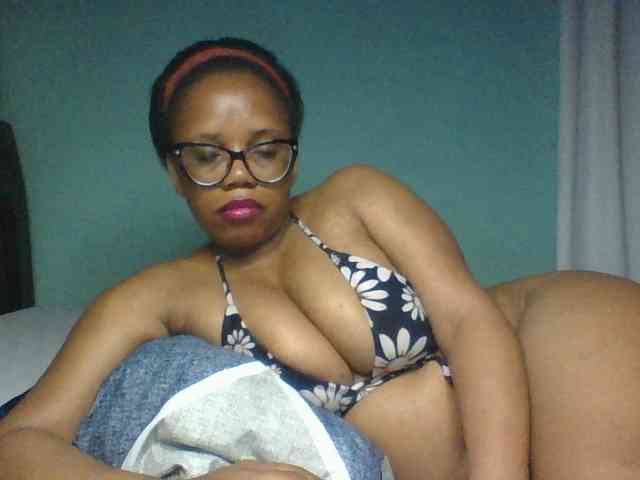 Prettyzari webcam