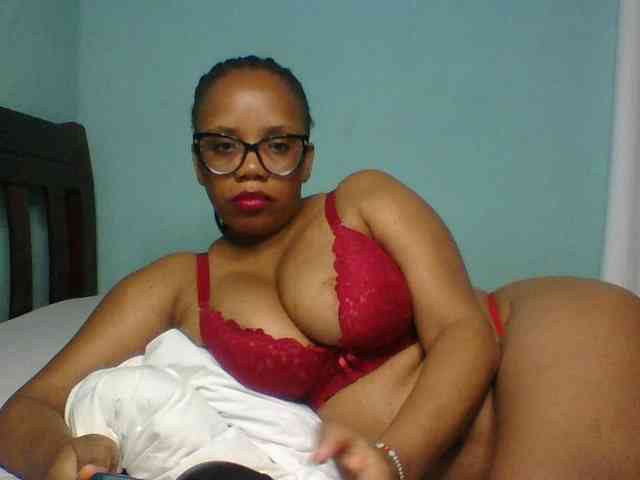Prettyzari webcam