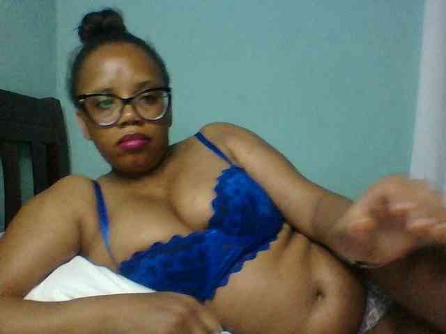 Prettyzari webcam