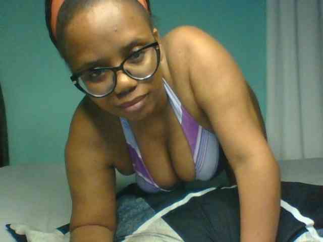 Prettyzari webcam