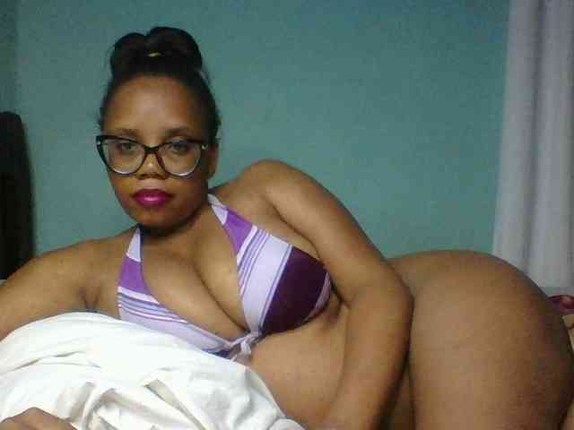 Prettyzari webcam