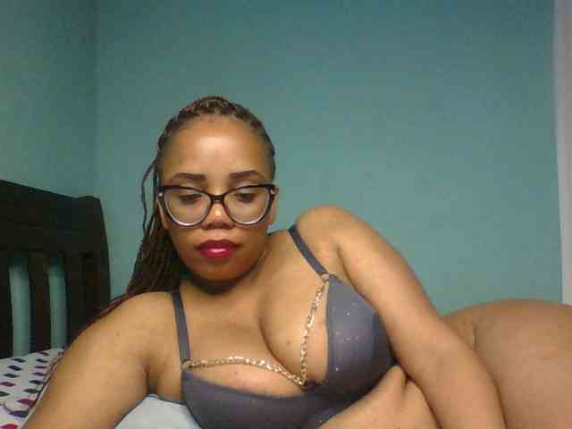 Prettyzari webcam