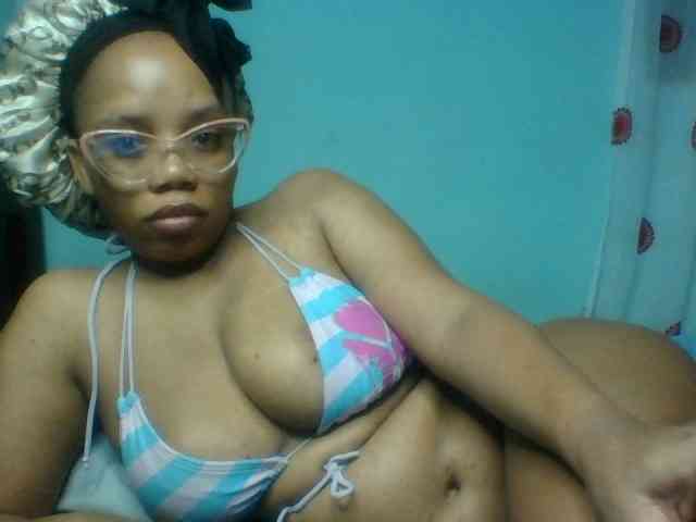 Prettyzari webcam