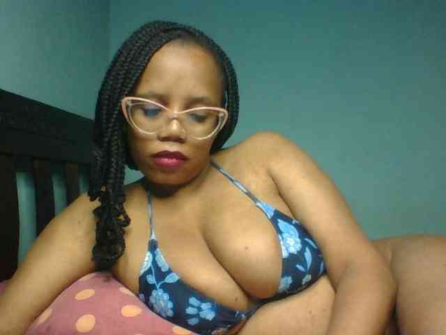 Prettyzari webcam