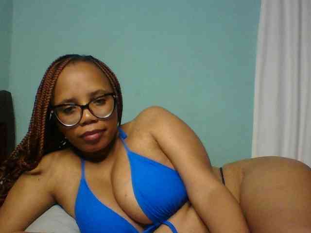 Prettyzari webcam