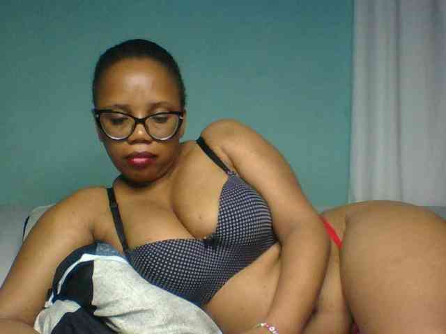 Prettyzari webcam