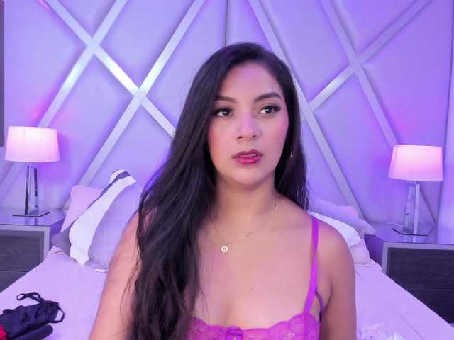 LaraHuber's BongaCams show and profile