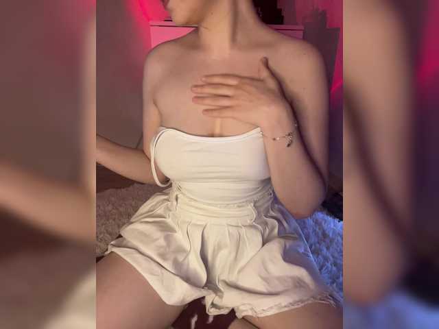 Evsweet's BongaCams show and profile