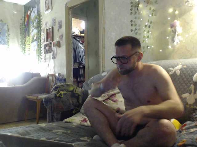 Yu888Ar's BongaCams show and profile