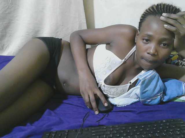 queen-slender preview