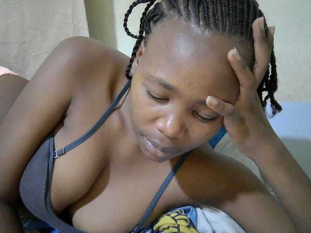 queen-slender live cam on BongaCams