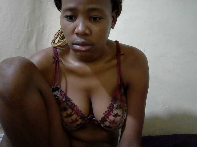 queen-slender live cam on BongaCams