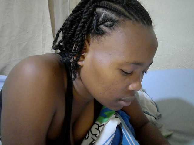 queen-slender live cam on BongaCams