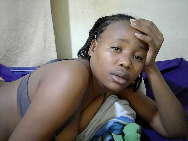 queen-slender live cam on BongaCams