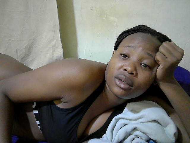 queen-slender live cam on BongaCams