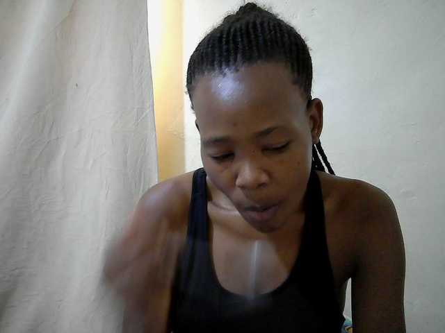 queen-slender live cam on BongaCams