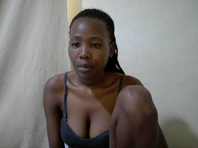 queen-slender live cam on BongaCams