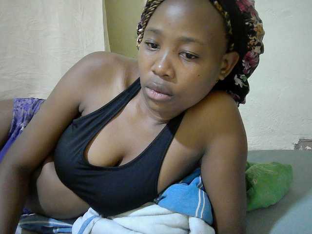 queen-slender live cam on BongaCams