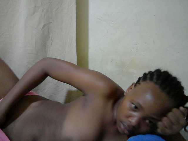 queen-slender live cam on BongaCams